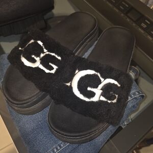 UGG Black and White Women's Slippers